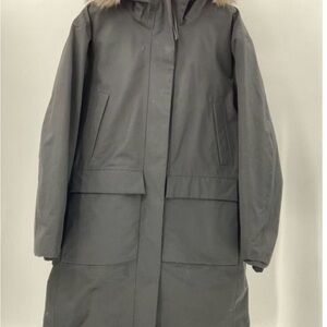 Quince Responsible Down Hooded Long Parka